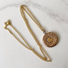 画像をギャラリービューアに読み込む, Antique Victorian Gold Gilt Portrait Pendant. Miniature Painted Porcelain Portrait of a Georgian Lady. Gold Plated Silver Pendant & Chain