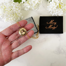 画像をギャラリービューアに読み込む, Antique Victorian Gold Gilt Portrait Pendant. Miniature Painted Porcelain Portrait of a Georgian Lady. Gold Plated Silver Pendant & Chain