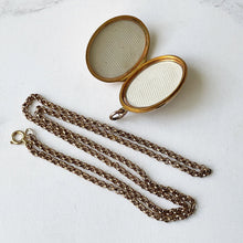 Cargar imagen en el visor de la galería, Antique Edwardian Solid 9ct Gold Engraved Locket. Engraved Oval Gold Puffy Locket With Optional Chain. English Gold Locket, 1909 Hallmark