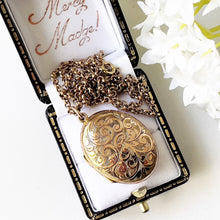 Cargar imagen en el visor de la galería, Antique Edwardian Solid 9ct Gold Engraved Locket. Engraved Oval Gold Puffy Locket With Optional Chain. English Gold Locket, 1909 Hallmark