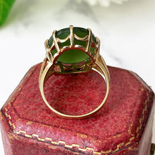 Cargar imagen en el visor de la galería, Vintage 18ct Gold Jade Ring. 1960s Art Nouveau/Deco Style Green Jadeite, Yellow Gold Ring. Jade Cabochon Cocktail Ring Size UK - N, US 6-3/4