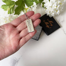 Cargar imagen en el visor de la galería, Vintage 1970s English Silver Ingot Pendant On Chain. Hallmarked Sterling Silver Bullion Bar & Belcher Chain Necklace. Retro 1970s Pendant.