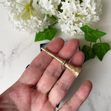 Cargar imagen en el visor de la galería, Antique Georgian 9ct Gold Watch Key Fob Pendant