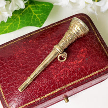 Cargar imagen en el visor de la galería, Antique Georgian 9ct Gold Watch Key Fob Pendant