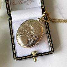 Cargar imagen en el visor de la galería, Antique Gold Gilt Locket With Victorian Photographs. Engraved 2-Sided Oval Locket With Chain. Antique Puffy Photo Locket Necklace