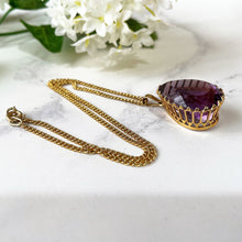 Cargar imagen en el visor de la galería, Vintage 9ct Gold, Huge Pear Cut Amethyst Pendant & Curb Chain Necklace. 35 Carat Amethyst Solitaire Pendant. 1970s Cocktail Jewelry