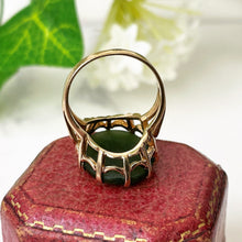 Cargar imagen en el visor de la galería, Vintage 18ct Gold Jade Ring. 1960s Art Nouveau/Deco Style Green Jadeite, Yellow Gold Ring. Jade Cabochon Cocktail Ring Size UK - N, US 6-3/4