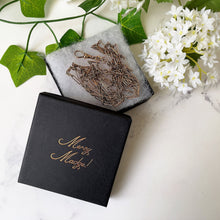 Cargar imagen en el visor de la galería, Antique Rolled Gold Guard Chain With Solid 9ct Gold Dog-Clip. Victorian 54" Long Chain Sautoir Necklace. Rose Gold Muff/Chatelaine Chain