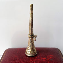 Cargar imagen en el visor de la galería, Antique Georgian 9ct Gold Watch Key Fob Pendant