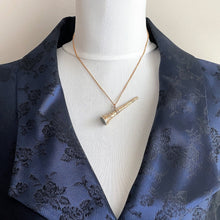 Cargar imagen en el visor de la galería, Antique Georgian 9ct Gold Watch Key Fob Pendant