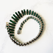 Cargar imagen en el visor de la galería, Vintage Malachite and 980 Silver Fringe Necklace. Cleopatra Articulated Collar Necklace. 1980s Sterling Statement Necklace, South America