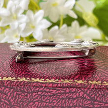 Cargar imagen en el visor de la galería, Vintage Sterling Silver Celtic Ring Brooch. Scottish Silver Celtic Knot Annular Brooch. Circle Plaid Pin, Henderson & Horner, Glasgow 1953.