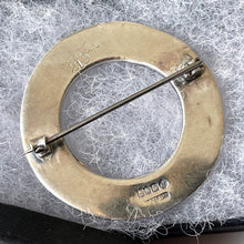 Cargar imagen en el visor de la galería, Vintage Sterling Silver Celtic Ring Brooch. Scottish Silver Celtic Knot Annular Brooch. Circle Plaid Pin, Henderson & Horner, Glasgow 1953.