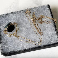 Cargar imagen en el visor de la galería, Antique Victorian 9ct Gold Spinner Fob & Chain. Bloodstone, Carnelian and Onyx 3 Sided Pendant/Charm. English Victorian Filigree Pendant Fob