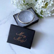Cargar imagen en el visor de la galería, Vintage English Silver Bangle Bracelet, Hallmarked 1965. Floral Engraved Petite/Girls Silver Bracelet. Narrow Sterling Silver Hinged Bangle