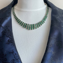Cargar imagen en el visor de la galería, Vintage Malachite and 980 Silver Fringe Necklace. Cleopatra Articulated Collar Necklace. 1980s Sterling Statement Necklace, South America