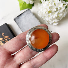 Cargar imagen en el visor de la galería, Antique Victorian Scottish Carnelian Brooch. Floral Engraved Sterling Silver Celtic Disc Brooch. Antique Victorian Scottish Pebble Jewellery