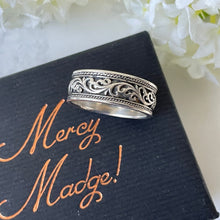 Cargar imagen en el visor de la galería, Vintage Danish Sterling Silver Ring. Silver & Black Viking Wave Ring. Vintage Scandinavian Silver Wide Band Ring Size US 8/UK P.5/EU 57.