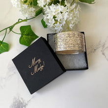 Carica l'immagine nel visualizzatore di Gallery, Antique Victorian Sterling Silver Wide Bracelet. Floral Engraved Rose & Ivy Wide Cuff Bangle. English Silver Sweetheart Bracelet