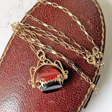 Cargar imagen en el visor de la galería, Antique Victorian 9ct Gold Spinner Fob & Chain. Bloodstone, Carnelian and Onyx 3 Sided Pendant/Charm. English Victorian Filigree Pendant Fob