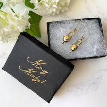 Cargar imagen en el visor de la galería, Antique Victorian Earrings. Gold Gilt Sterling Silver Drop Earrings. Etruscan Orb Dangle Earrings. Gold Pendant Earrings. Victorian Jewelry