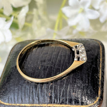 Carica l'immagine nel visualizzatore di Gallery, Antique Art Deco 18ct Gold Platinum 3 Stone Diamond Ring. Old Single Cut Diamond Trilogy Ring. Antique Diamond Band Wedding Engagement Ring