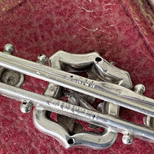 Charger l'image dans la galerie, Antique Victorian Gold & Silver Sweetheart Brooch. Engraved Pansy and Ivy English Brooch. Alternative Tie/Stock Pin. Antique Jewelry Gifts.