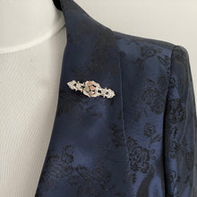 Charger l'image dans la galerie, Antique Victorian Gold & Silver Sweetheart Brooch. Engraved Pansy and Ivy English Brooch. Alternative Tie/Stock Pin. Antique Jewelry Gifts.