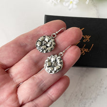 Carica l'immagine nel visualizzatore di Gallery, Arts & Crafts Sterling Silver Flower Earrings. Antique Art Nouveau Pendant Drop Earrings. Hammered Shadow Box Poppy Motif Earrings.