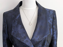 Carica l'immagine nel visualizzatore di Gallery, Antique Victorian Silver Horseshoe Pendant Necklace. Minimalist Lucky Charm Pendant & Chain. Sterling Good Luck Token, Equestrian Jewelry