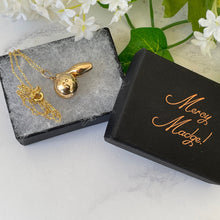 Cargar imagen en el visor de la galería, Vintage Bowling Pin & Ball 9ct Gold Pendant Necklace. 1960s Retro Pendant Charm, Fred Manshaw, London. Vintage Gold Chunky Charm