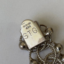 Carica l'immagine nel visualizzatore di Gallery, Vintage Sterling Silver Fancy Link Bracelet. English 1970s Silver Chainmail Bracelet. Retro Orb & Ball Silver Bracelet, London Hallmarks