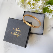 Charger l'image dans la galerie, Antique Victorian Rolled Gold Bangle Bracelet. Rose Gold Filled Belt Buckle Narrow Bangle. Victorian Aesthetic Engraved Bracelet.