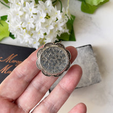 Charger l'image dans la galerie, Antique Victorian Silver Sweetheart Brooch. Aesthetic Engraved Ivy Pie Crust Button/Disc Brooch. Sterling Silver Round Lapel/Collar Pin