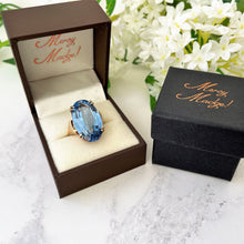 Charger l'image dans la galerie, Vintage Blue Topaz 9ct Gold Cocktail Ring. 15ct Oval Step Cut Sky Blue Gemstone Ring. Large Topaz Solitaire Ring, 1969 Hallmark London