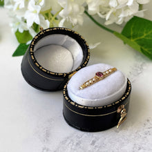 Carica l'immagine nel visualizzatore di Gallery, Antique Pink Garnet & Pearl 9ct Gold Pin. Edwardian Stock/Tie/Cravat/Collar Pin. Rhodolite Garnet and Seed Pearl Tiny Gold Brooch