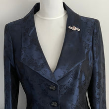 Charger l'image dans la galerie, Antique Victorian Gold & Silver Sweetheart Brooch. Engraved Pansy and Ivy English Brooch. Alternative Tie/Stock Pin. Antique Jewelry Gifts.