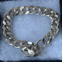 Cargar imagen en el visor de la galería, Vintage Heavy Sterling Curb Chain Bracelet, Heart Padlock Clasp. Chunky 1970s English Silver Diamond Cut Love Bracelet, London Hallmarks
