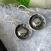 Cargar imagen en el visor de la galería, Vintage Sterling Silver Dogwood Earrings. Art Nouveau Style Silver Flower Drop Earrings. Silver Arts and Crafts Pendant Drop Earrings