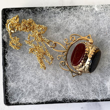 Charger l'image dans la galerie, Vintage 9ct Gold 3 Sided Spinner Fob Pendant. Victorian Style Carnelian, Onyx & Tigers Eye Pendant. Etruscan Gold Pendant, London Hallmark