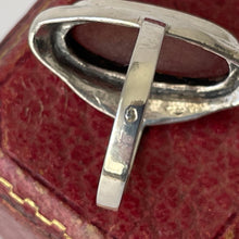 Charger l'image dans la galerie, Antique Art Deco Carnelian Ring. French Sterling Silver Marcasite Oval Cut Cabochon Ring. Vintage 1930s Cocktail Ring. Size 7.5 US, UK P