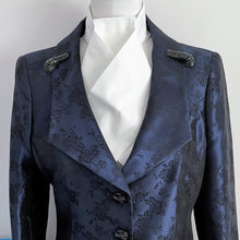 Charger l'image dans la galerie, Vintage 1930s Forest Green Bakelite Dress Clips. Pair Art Deco Dress Clips. Set of 2 Deep Carved Bakelite Brooches. Antique Art Deco Jewelry