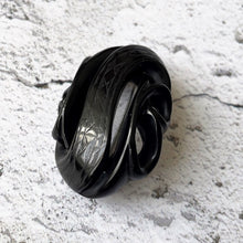 Cargar imagen en el visor de la galería, Antique Victorian Whitby Jet Stylised Snake Brooch. Deep Carved English Jet Infinity Love Knot Brooch. Victorian Mourning Jewelry