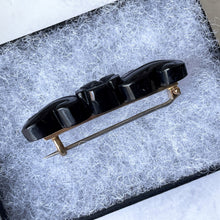 Charger l'image dans la galerie, Antique Victorian Whitby Jet Sweetheart Brooch. Carved Forget-Me-Not & Ribbon Bar Brooch. Alternative Antique Stock, Cravat, Tie Pin