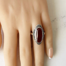Charger l'image dans la galerie, Antique Art Deco Carnelian Ring. French Sterling Silver Marcasite Oval Cut Cabochon Ring. Vintage 1930s Cocktail Ring. Size 7.5 US, UK P