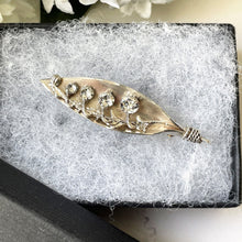 Charger l'image dans la galerie, Antique Edwardian Silver & Paste Diamond Brooch. Sterling Silver Calla Lily Brooch, Hallmarked 1901. Victorian Boutonniere/Cravat/Stock Pin
