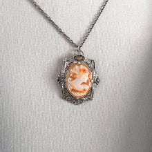Lade das Bild in den Galerie-Viewer, Antique Sterling Silver Carved Shell Cameo Necklace. Edwardian Art Nouveau Cameo Pendant & Chain Necklace. Antique Edwardian Jewellery