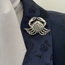 Cargar imagen en el visor de la galería, Vintage 1940s Sterling Silver King Crab Brooch. Rare Walter Lampl Jewelry Figural Lapel Pin. Cancer Horoscope Brooch, Unique Jewellery Gift