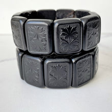 Cargar imagen en el visor de la galería, Antique Victorian Black Horn Mourning Bracelets. Pair Of Pressed Horn Floral Panel Stretch Bracelets. Original Victorian Mourning Jewellery