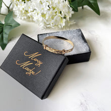 Cargar imagen en el visor de la galería, Vintage 9ct Gold Baby Bangle. Diamond Engraved Rolled Gold Childs Bracelet. English Expanding Adjustable Bangle. Baptismal, Christening Gift